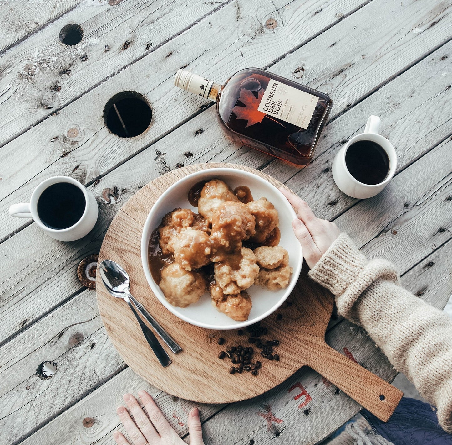Dumplings in maple syrup with coffee and maple whiskey